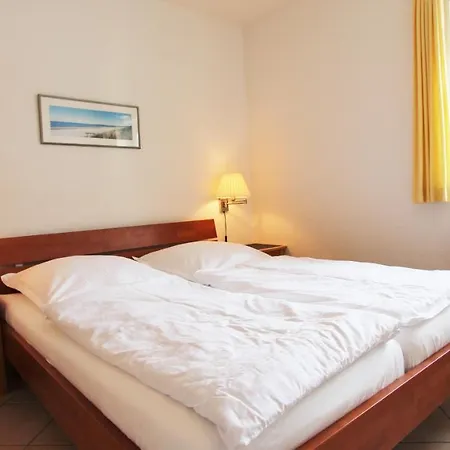 Duenenhaus * Goehren (Ruegen)